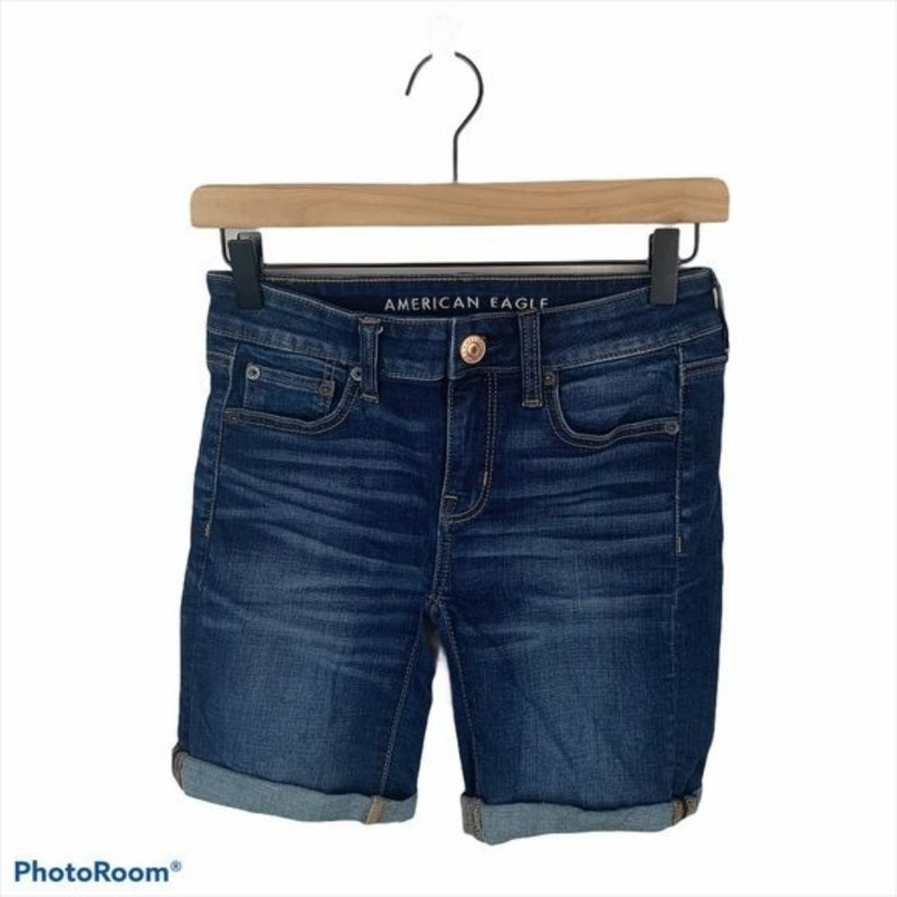 American Eagle Bermuda Shorts 0